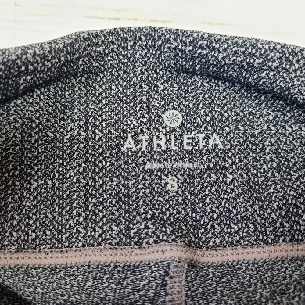 Athleta Herringbone Black Static Drifter Capri Le… - image 4